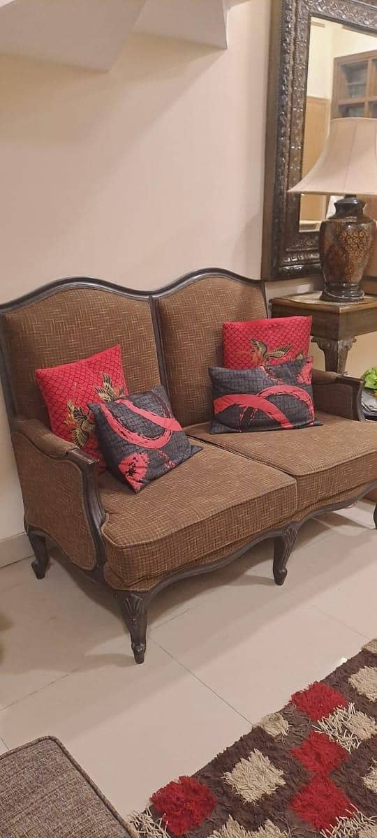 2 seater Sofa set 2
