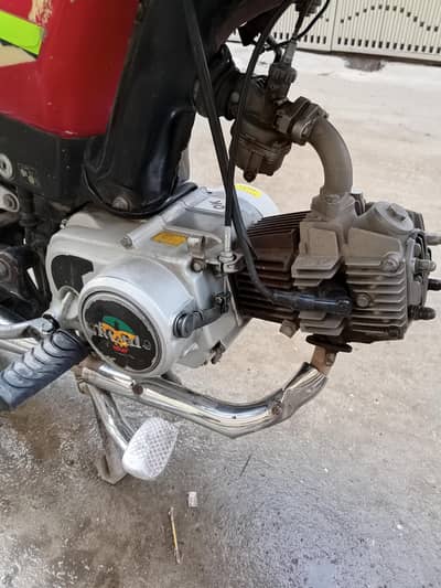 bike ok hai koi kaam nhi hony wala All documents available first owner