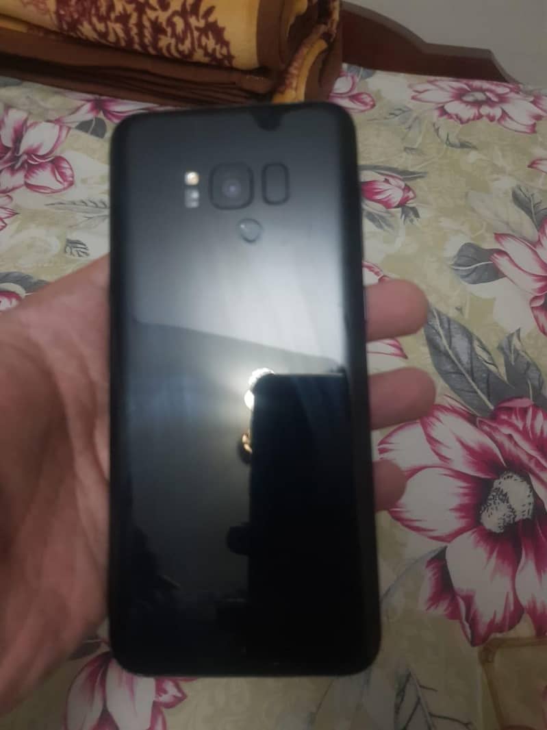 Samsung Mobile S8 Plus 0