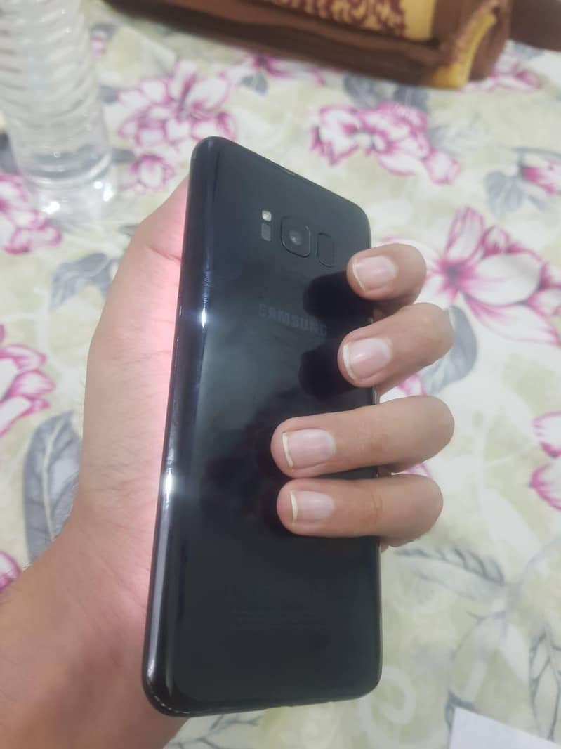 Samsung Mobile S8 Plus 11