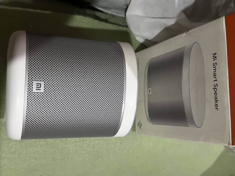 Xiaomi Mi Smart Speaker - HARMAN AudioEFX & Google Assistant With Box ...