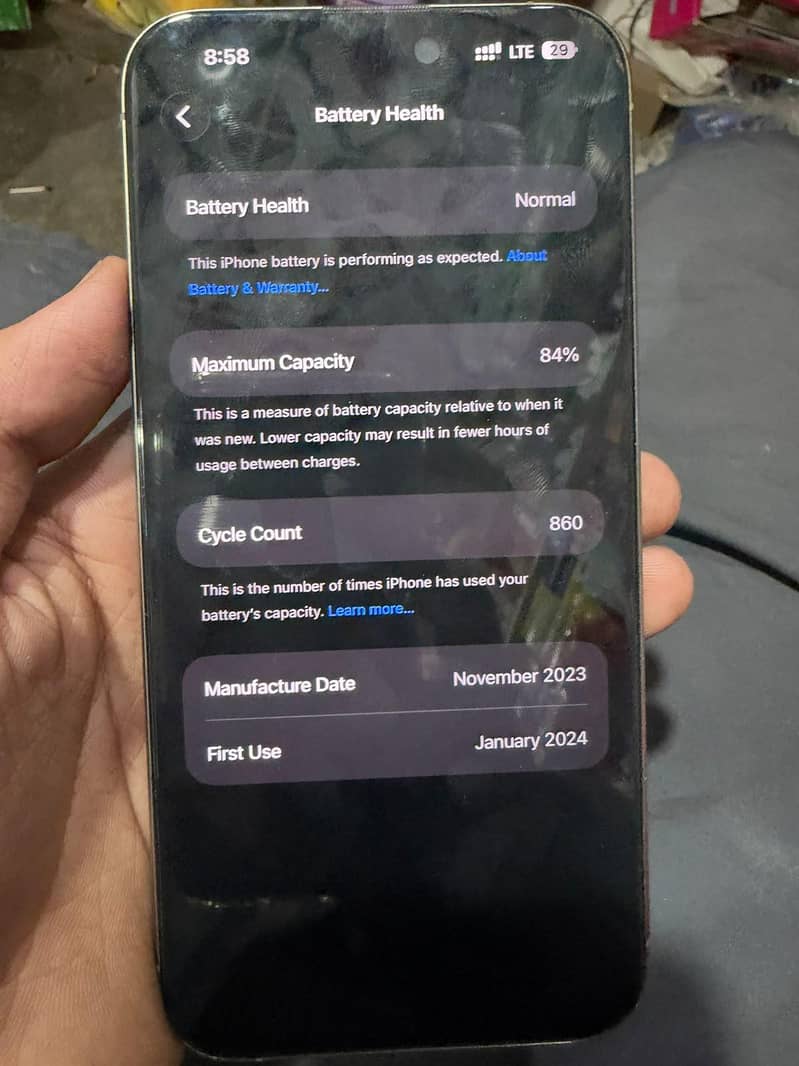 Apple iPhone 15 Pro Max 6