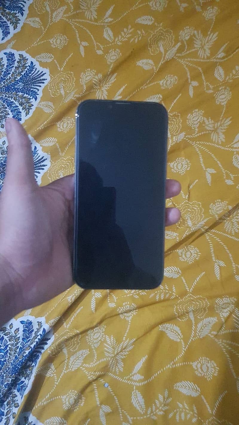 Apple iPhone 13 Pro 3