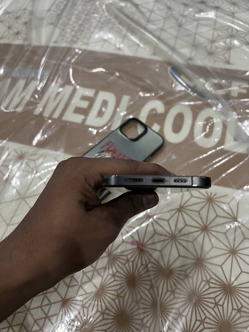 Apple iPhone 12 Pro Max 5