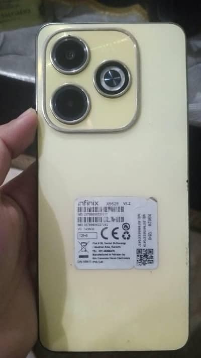 Infinix hot 40 i