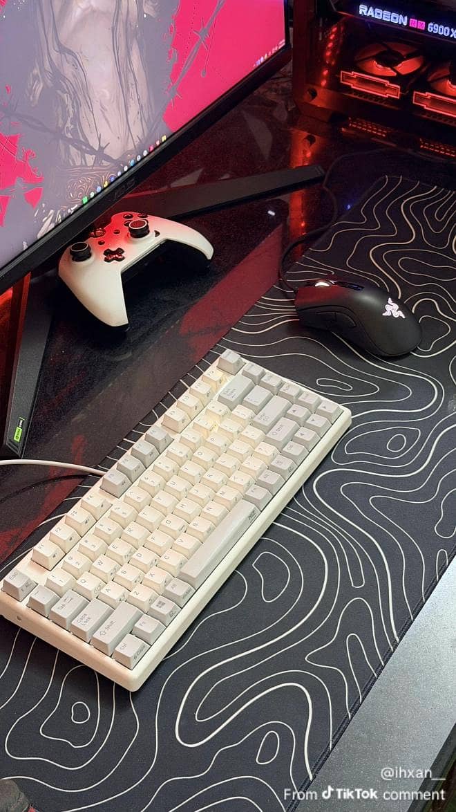 PLUM ENHANCED KEYBOARD 0