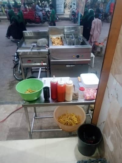 running fast food mini restaurant urgent sale shop