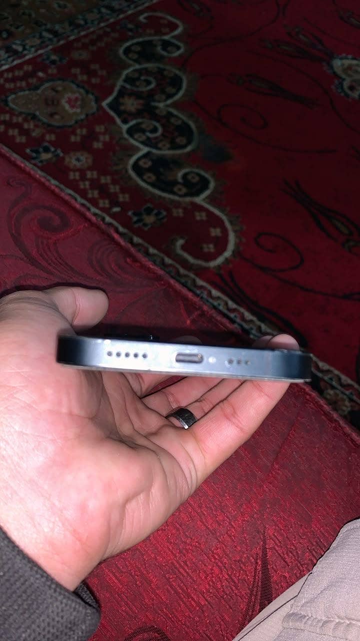 Apple iPhone 14 2