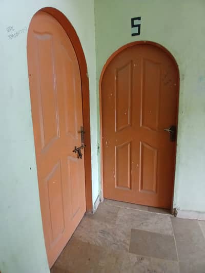 2 BED LOUNGE FLAT AVAILABLE FOR RENT