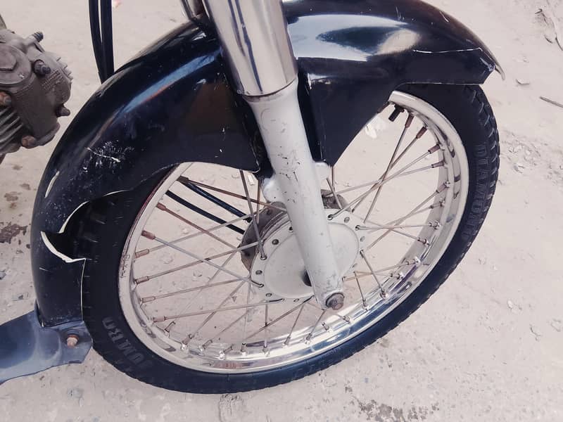 Yamaha junoon 100cc  4 strok 7