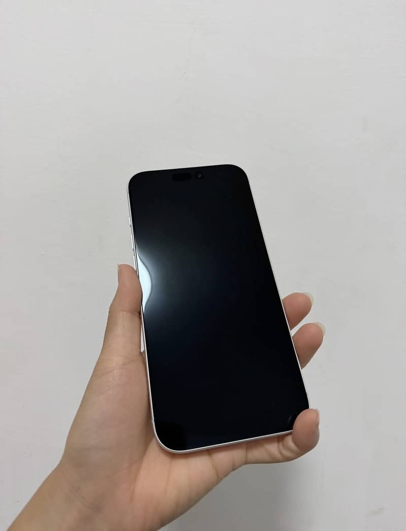 Apple iPhone 17 Pro Max 1