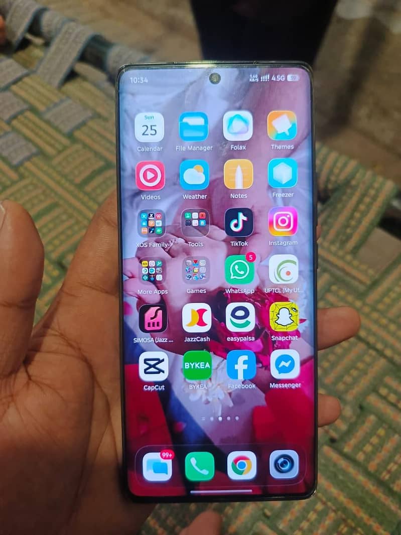 Infinix Note 40 Pro 5