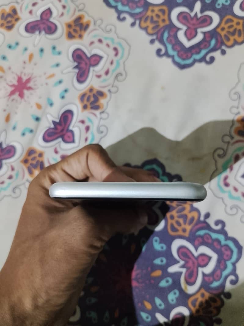 Apple iPhone SE 1