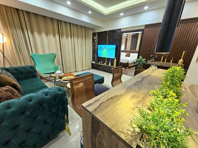 One bedroom luxury apartment available on daily basis