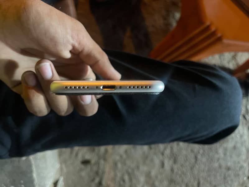 Apple iPhone SE 4