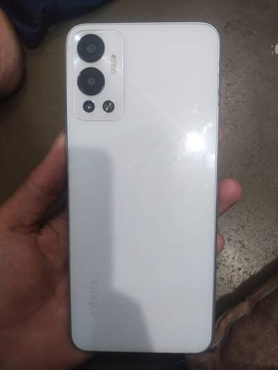 Infinix Hot 12