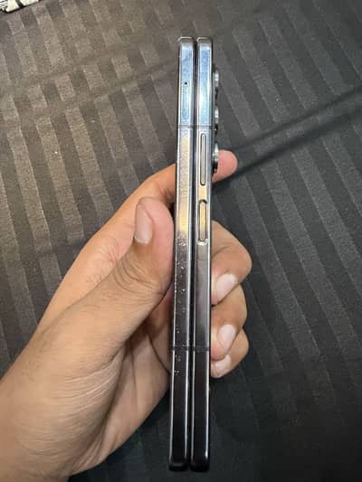 Samsung Mobile Z Fold 5