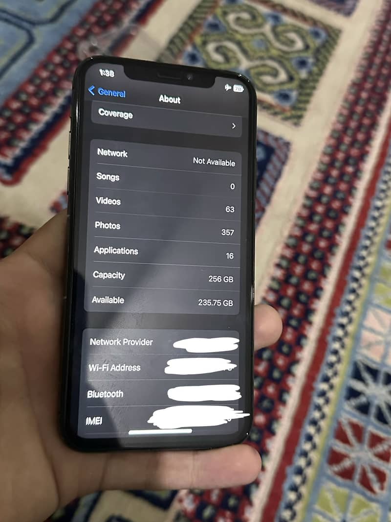 Apple iPhone X 4