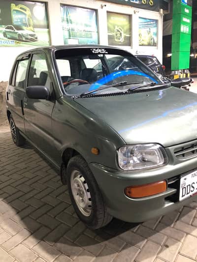 Daihatsu Cuore 2011