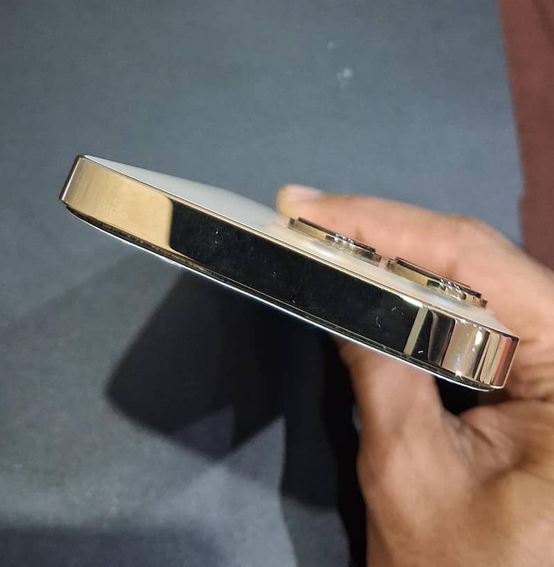 Apple iPhone 13 Pro 7