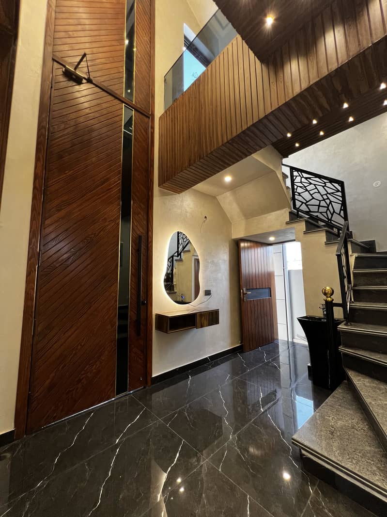 10 Marla Ultra Modern House For Sale In LDA Avenue 1 Prime Location ...