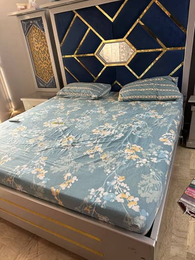 Complete bed set