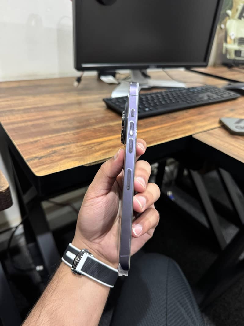 Apple iPhone 14 Pro Max 3
