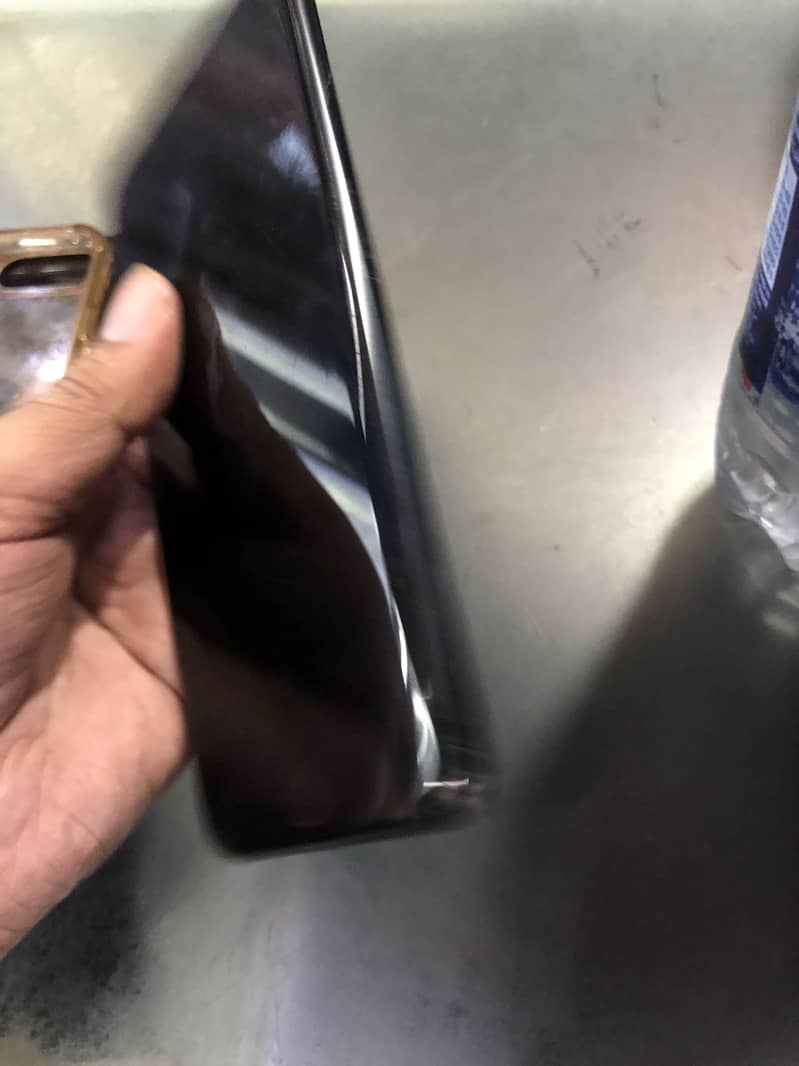 Apple iPhone 7 Plus 2