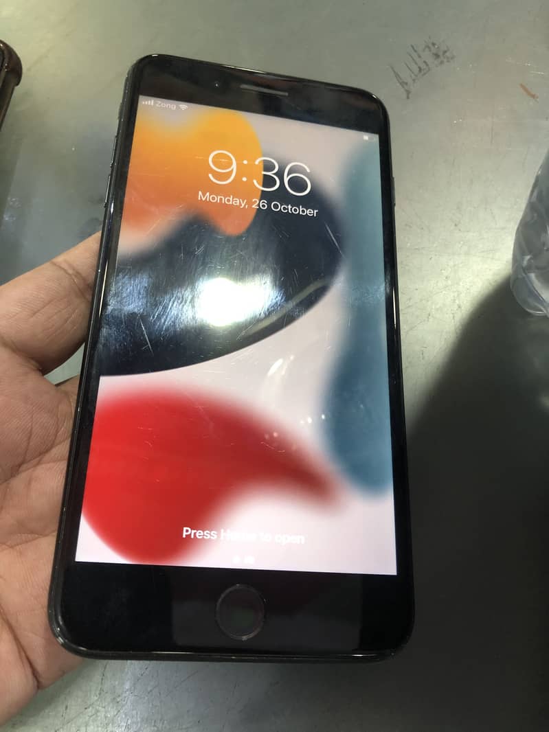 Apple iPhone 7 Plus 7