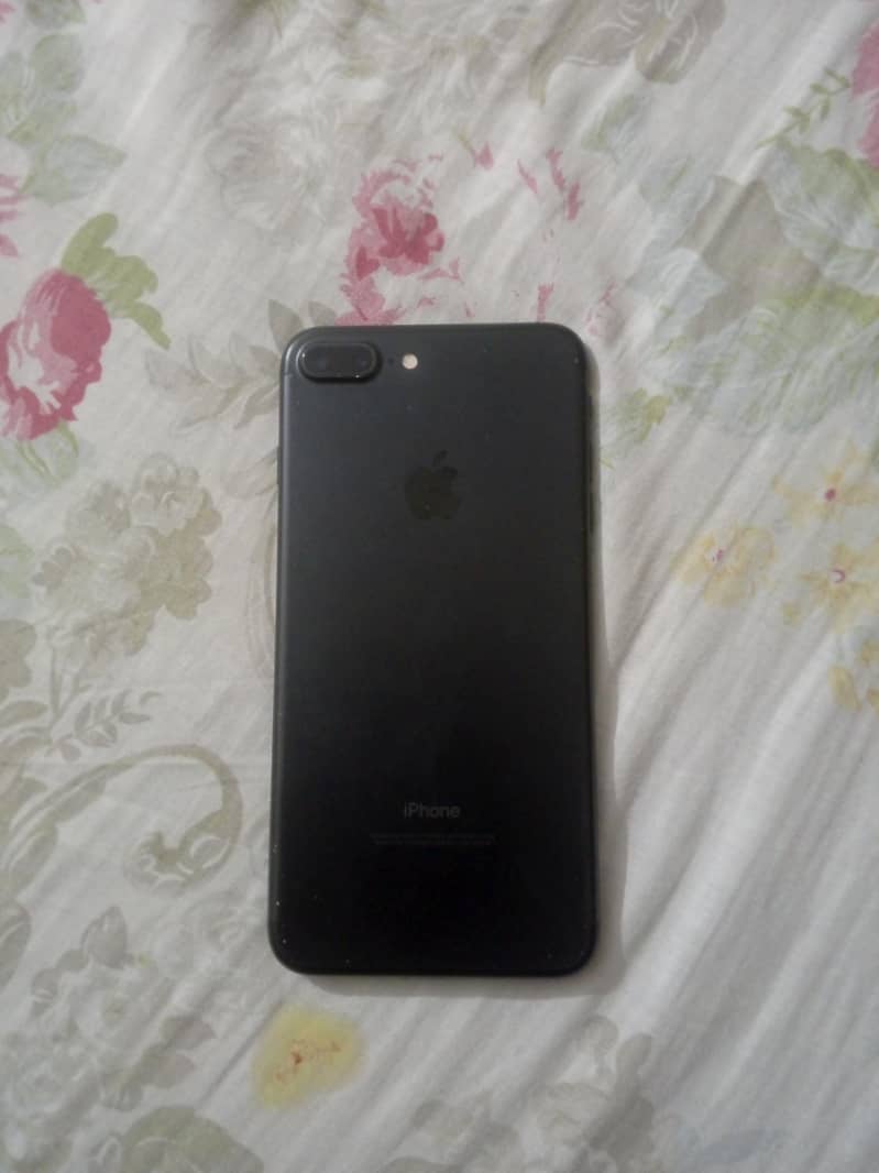 Apple iPhone 7 Plus 0