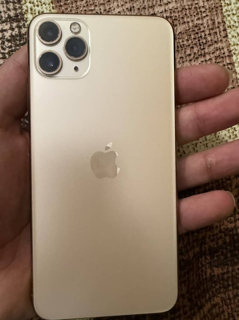 Apple iPhone 11 Pro Max 2