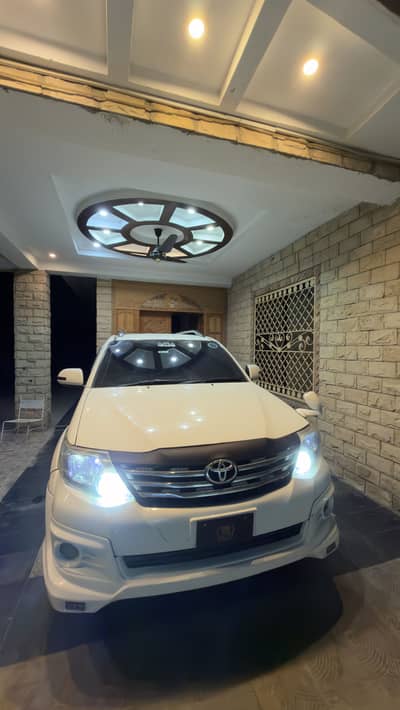 Toyota Fortuner 2014