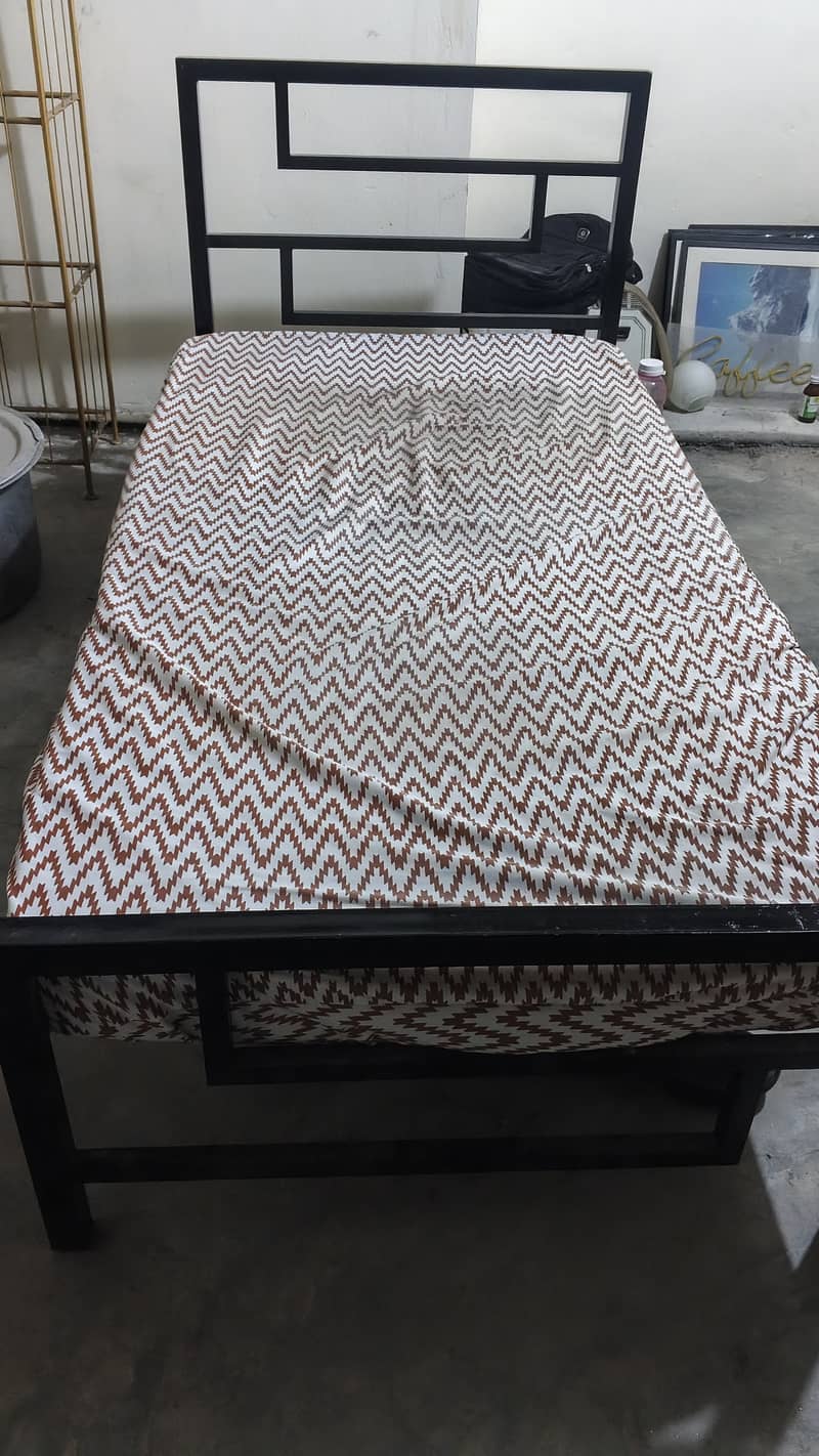 Iron bed 1