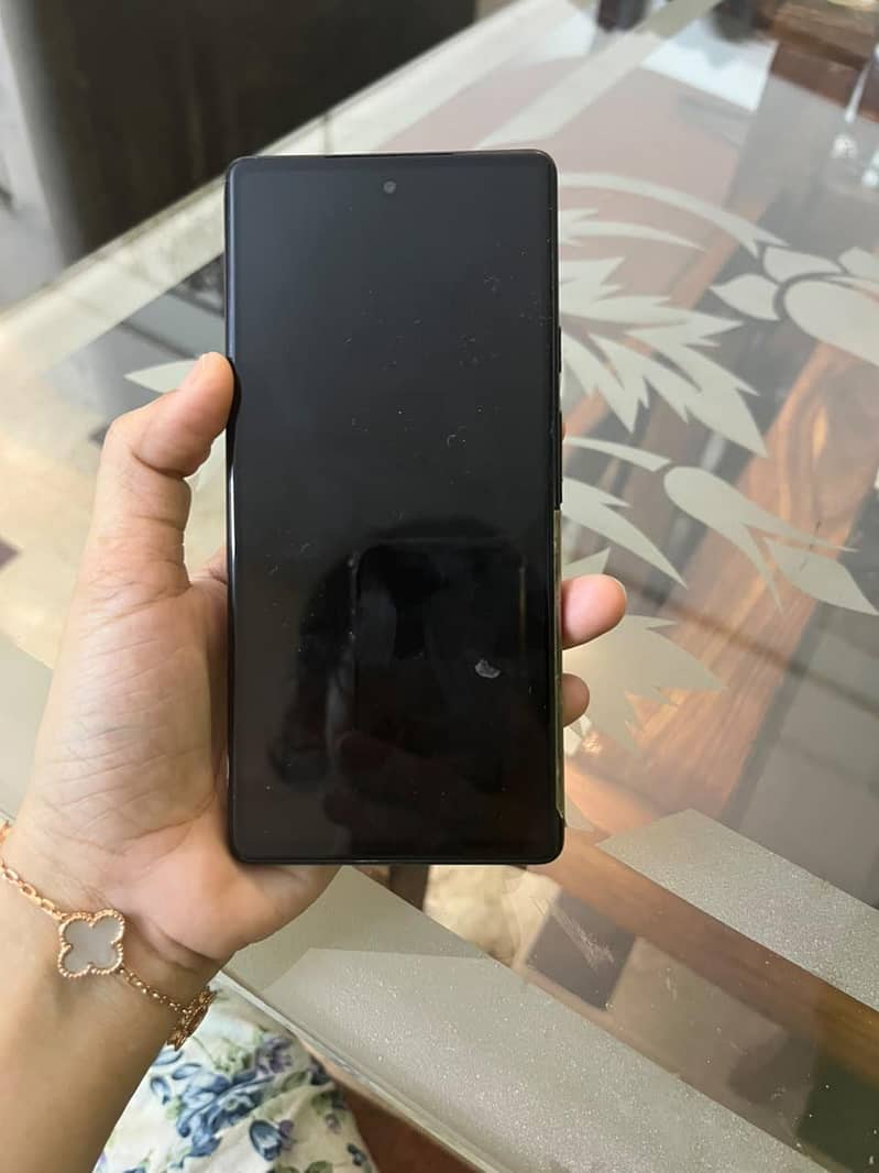 Google Pixel 6a - Mobile Phones - 1120917638