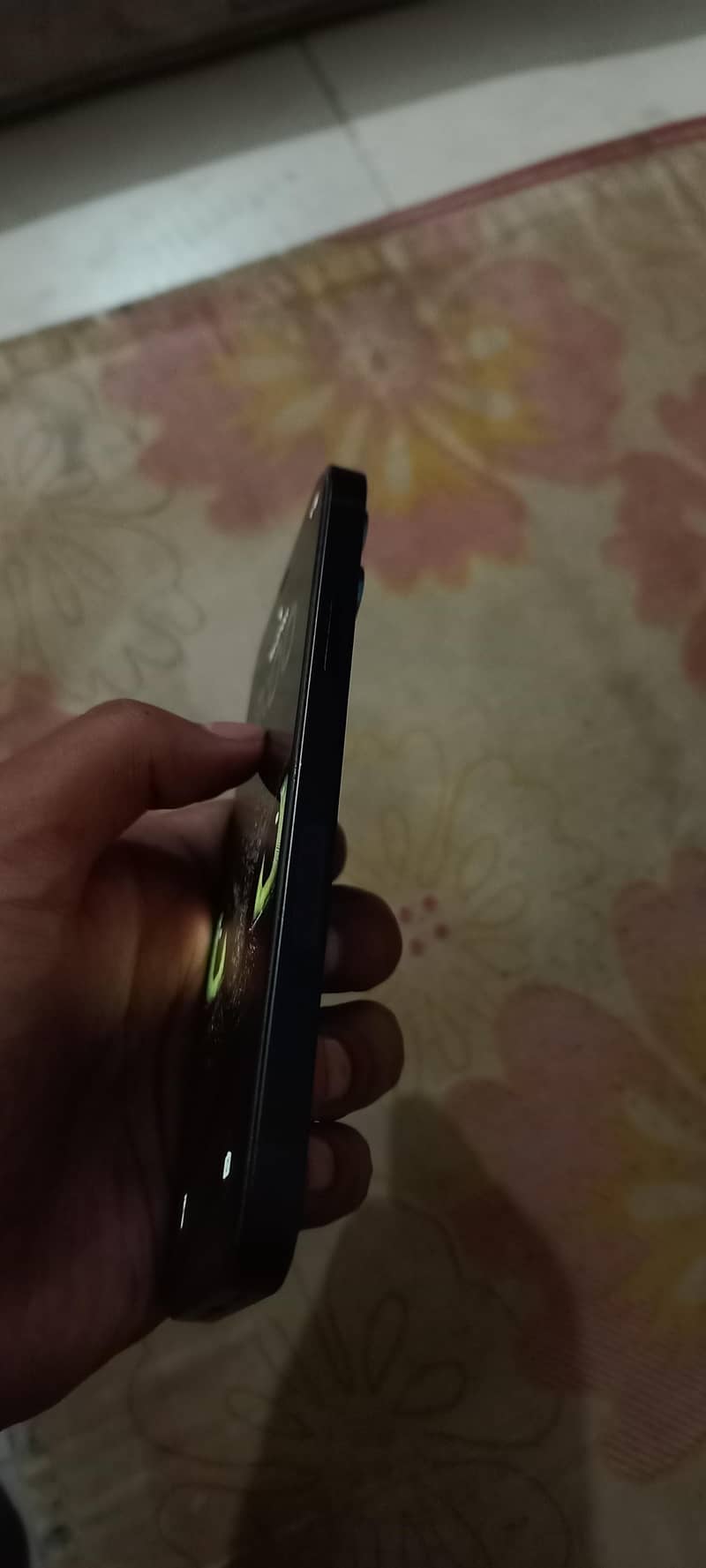 Apple iPhone 12 3
