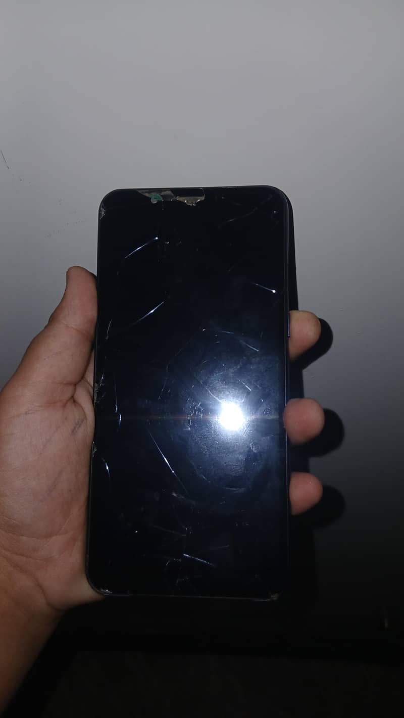 Honor 7C 4