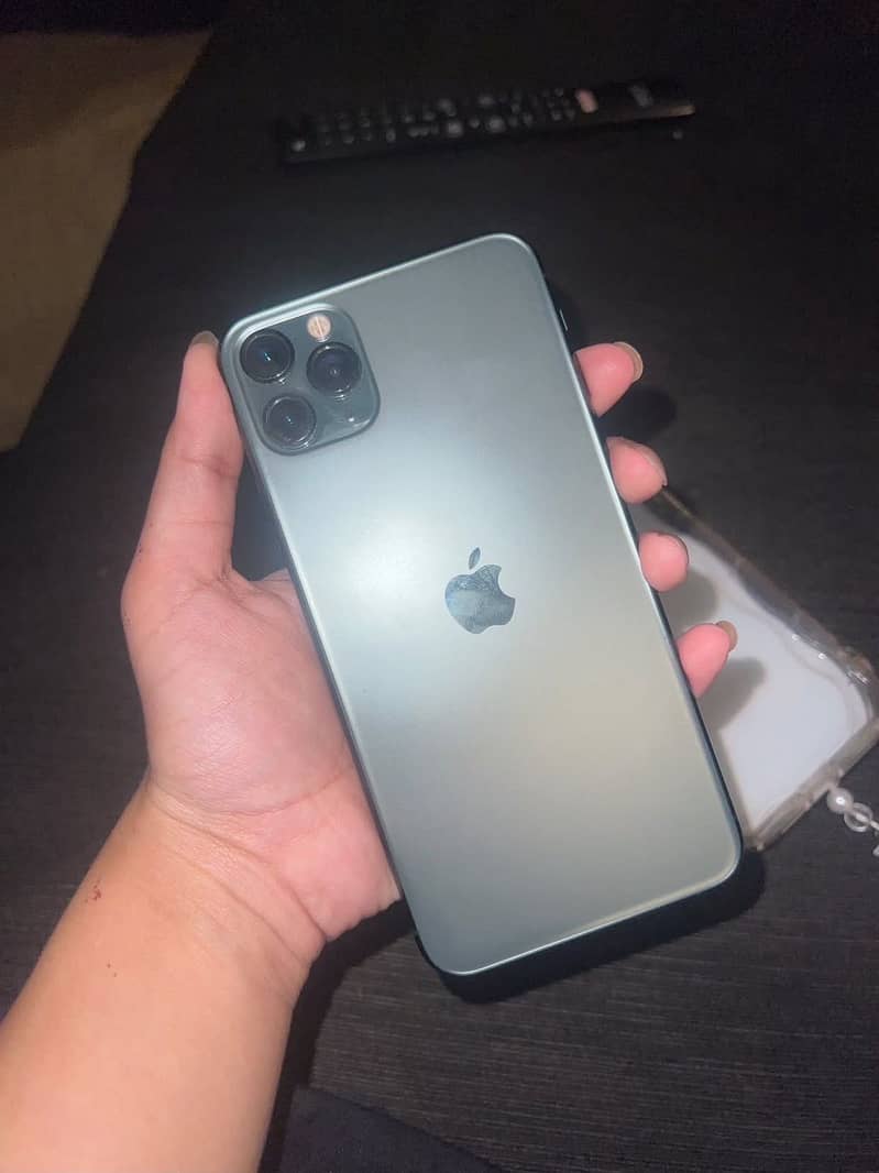 Apple iPhone 11 Pro Max 1