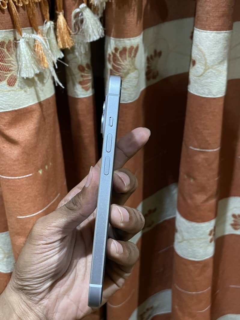 Iphone 15 jv 6