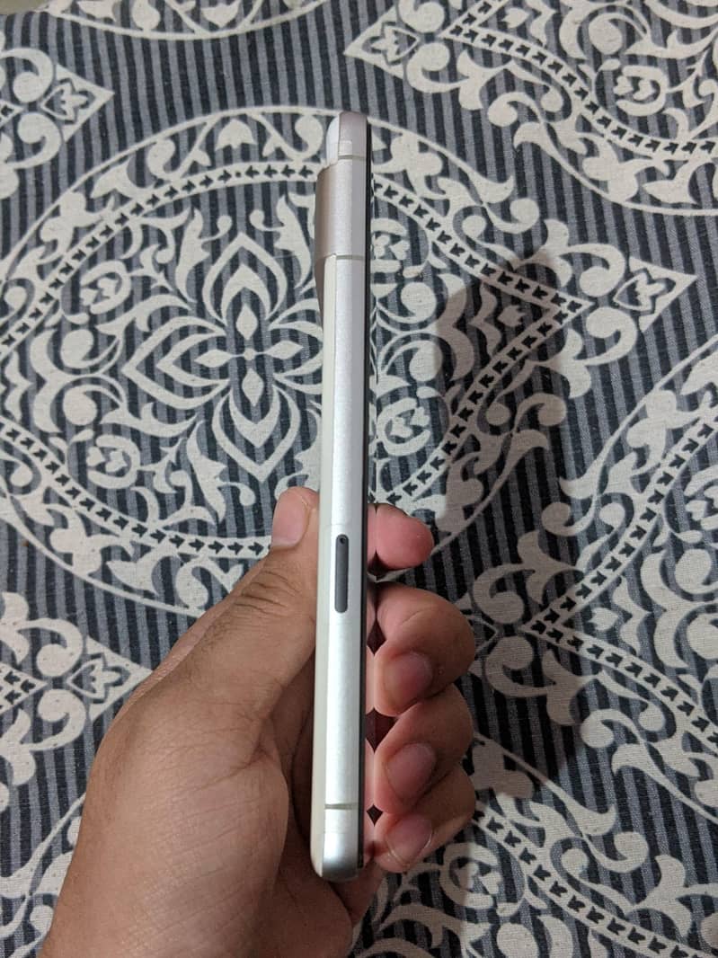 Google Pixel 7 - Mobile Phones - 1120917827