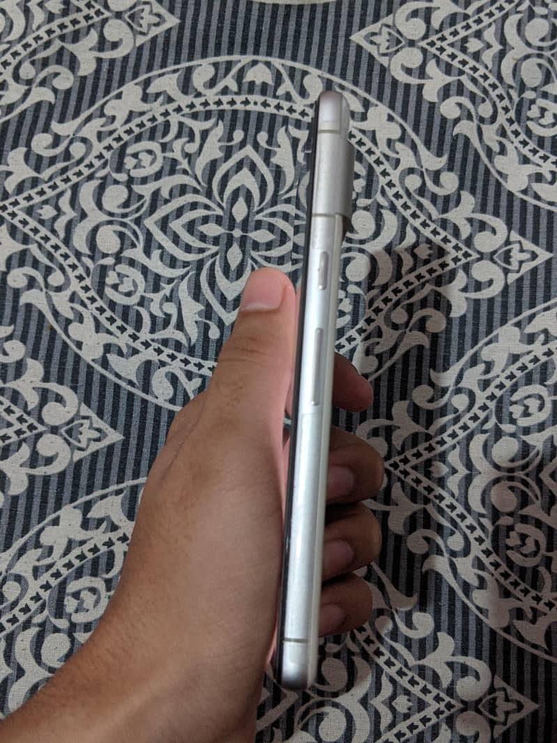 Google Pixel 7 6
