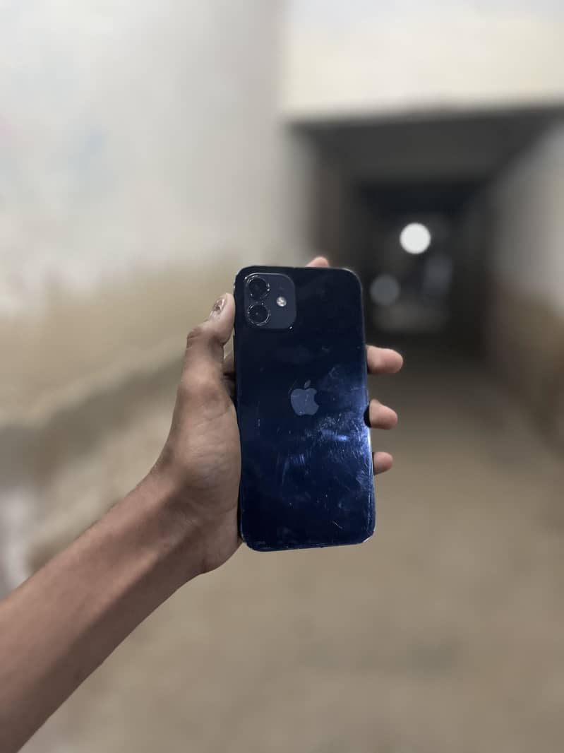 Apple iPhone 12 0
