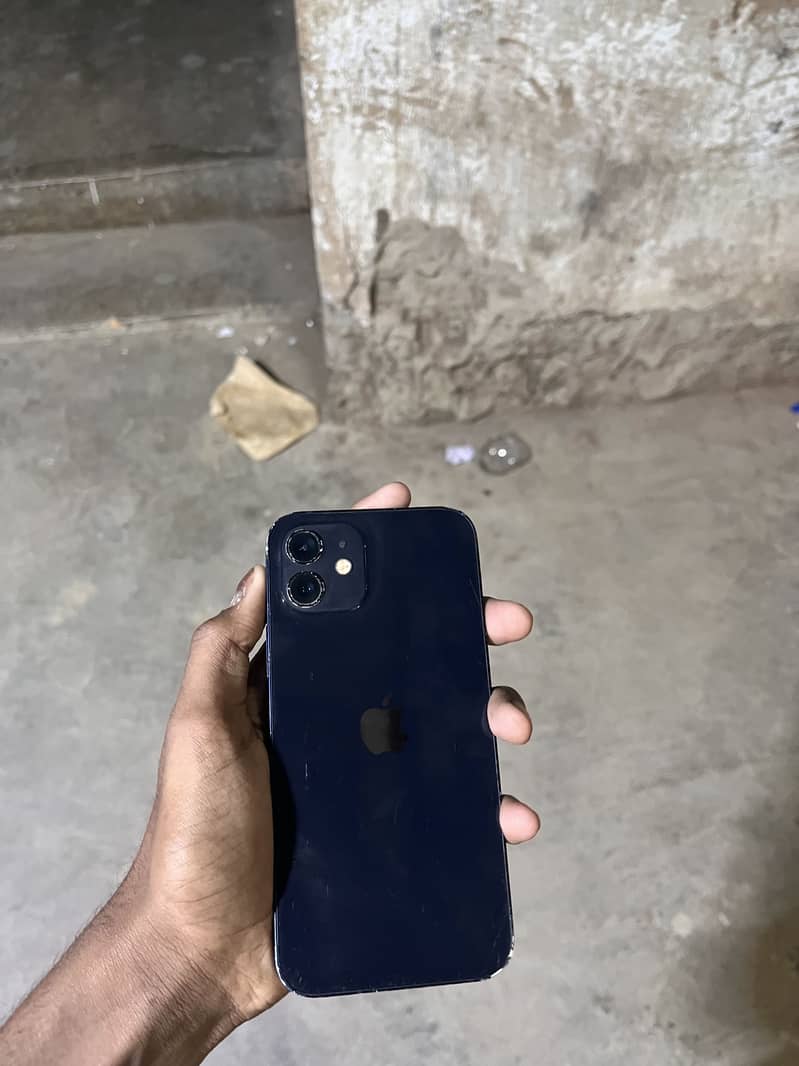 Apple iPhone 12 5