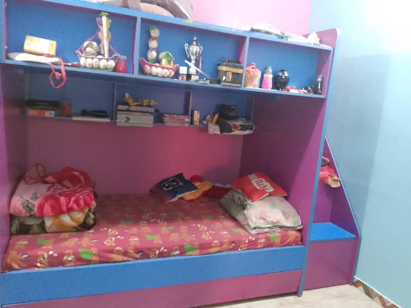 Triple bed 2