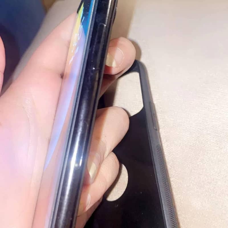 Apple iPhone 11 pro 0