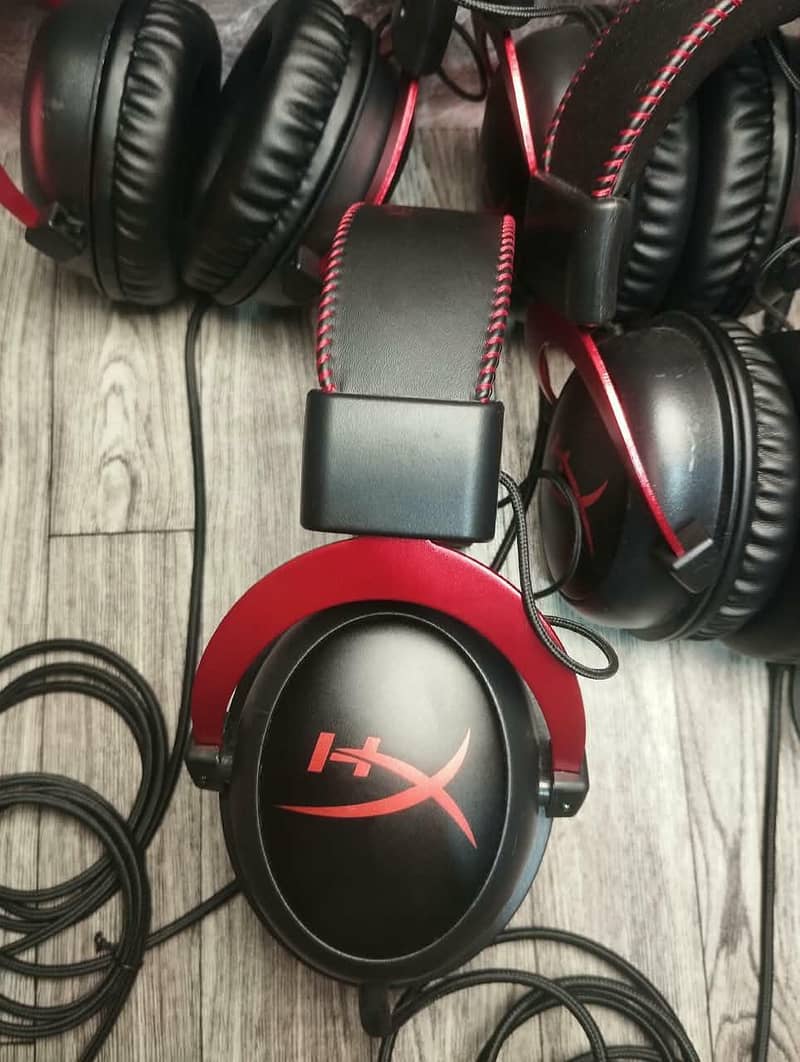 HyperX Cloud 2 Gaming Headset - 10/10 Like New 1