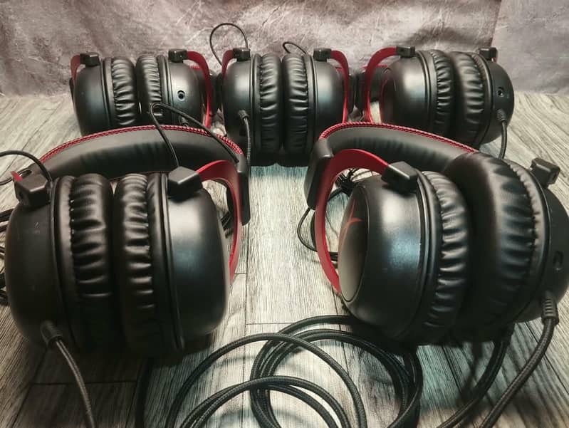 HyperX Cloud 2 Gaming Headset - 10/10 Like New 5