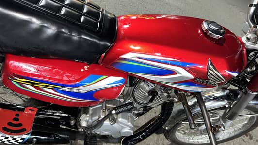 125 genuine ha care sey rkha ha mechanic lake check krwa sktey ho