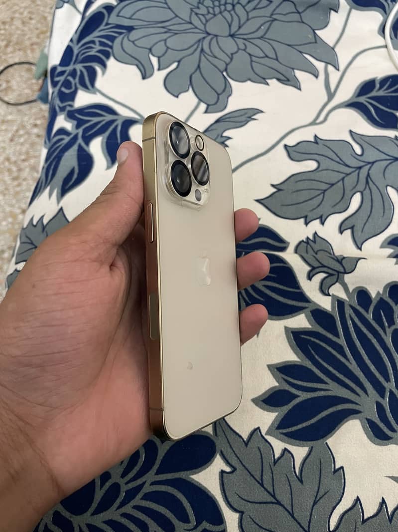 Apple iPhone 13 Pro jv 4