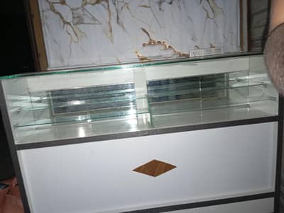 jewellery counter brand new 1 week used