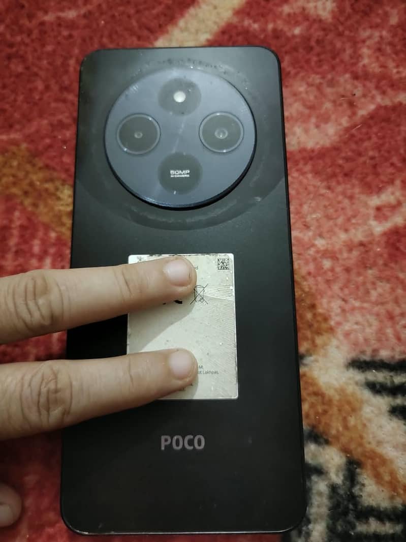 Realme C75x 4